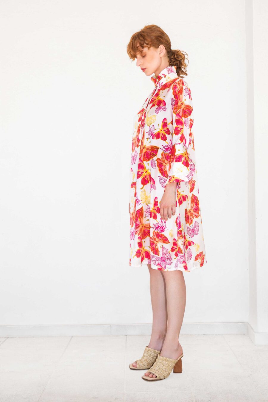 Tunik Batterfly with high neck volan short - Image 2